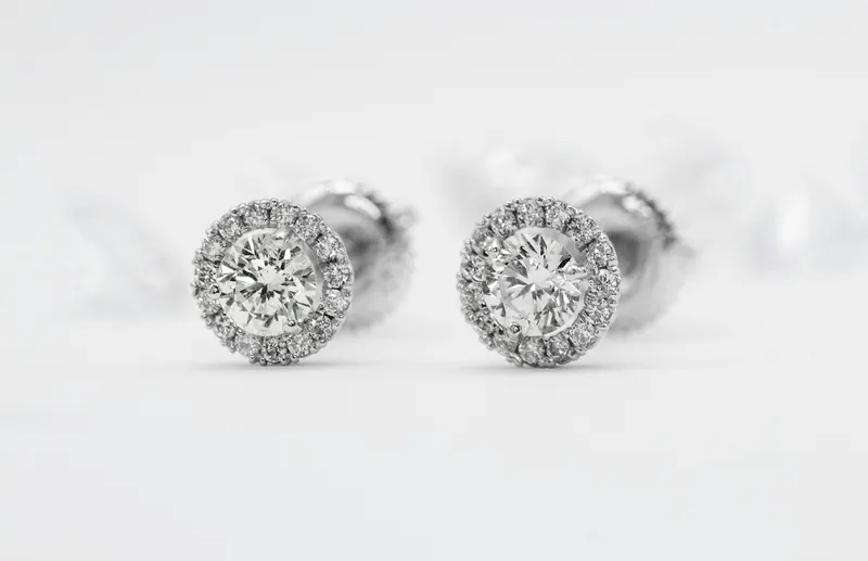 Earring Piercing Guide: Every Ear Placement, With Healing Times