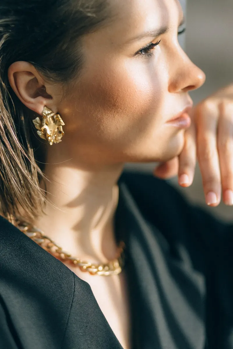 Celebrity Earrings — The famous earrings people still search for, and how to get the look without the price tag.